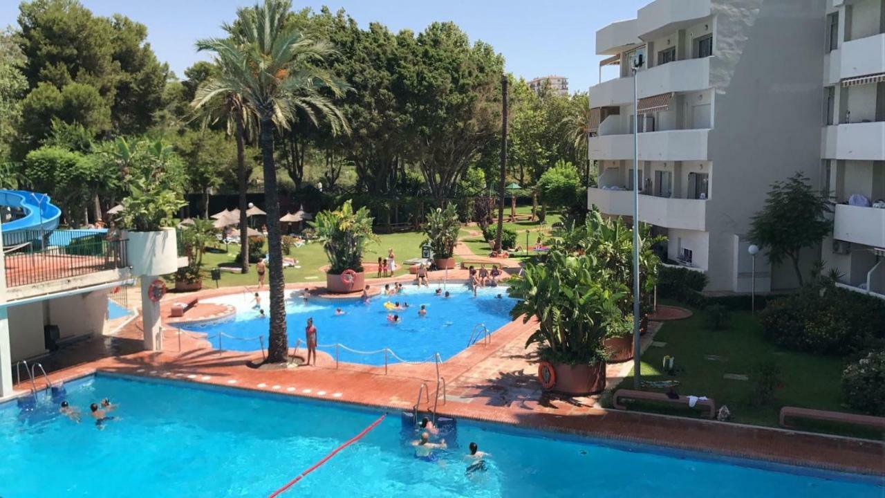 Benalbeach Jr Suite Málaga Exterior foto